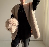 ●アウターにあわせても◎【11/14 LIVEアイテム】フレンチスリーブボアベスト