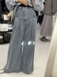 画像2: ●期間限定●ご予約10倍ポイント対象●ayane26ss【11/21 LIVEアイテム】デニム地タックワイドパンツ（予約/2） (2)