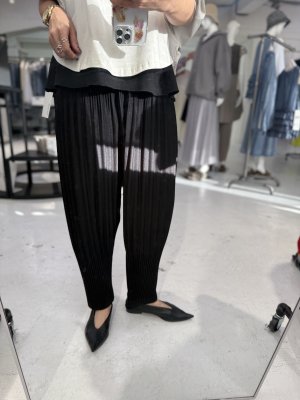 画像3: ●期間限定●ご予約10倍ポイント対象●ayane26ss【11/21 LIVEアイテム】プリーツ加工テーパードパンツ（予約/2）