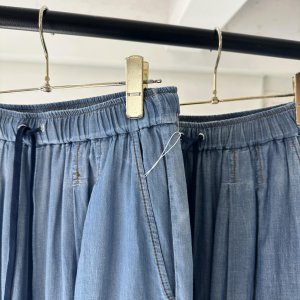 画像2: ●期間限定●ご予約10倍ポイント対象●ayane26ss【11/21 LIVEアイテム】シアーデニムタックワイドパンツ（予約/4）