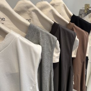 画像2: ●期間限定●ご予約10倍ポイント対象●ayane26ss【11/21 LIVEアイテム】襟ぐりニットフレアタンク（予約/2）