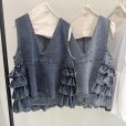 画像1: ●期間限定●ご予約10倍ポイント対象●ayane26ss【11/21 LIVEアイテム】デニム地バックフリルベスト（予約/2） (1)
