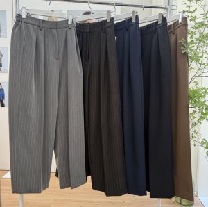 画像1: ●カジュアルにもきれい目にも◎【12/2 LIVEアイテム】裏起毛タックワイドパンツ