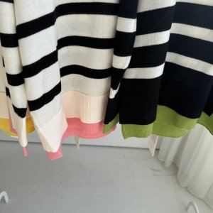 画像4: ●年末年始限定SALE●【12/28 LIVEアイテム】●配色デザインVネックニット（メーカー確認後確保）