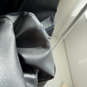 画像4: ●年末年始限定SALE●【12/28 LIVEアイテム】●バイカラーレザーライクキャミワンピ （メーカー確認後確保）