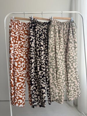 画像1: ●ご予約5倍ポイント対象【2/20 LIVE】BIGレオパード柄パン（予約/5月）