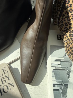 画像12: ●ご予約10倍ポイント対象●【2/27 ご紹介アイテム】美シルエット!!スクエアトゥショートブーツ（予約/9-10月）