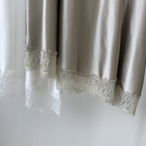 画像2: ●ご予約5 倍ポイント対象●【3/13 ayane LIVEアイテム】●裾レースアシンメトリーフレアタンク（予約/6月）