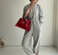 ●メーカー在庫限り【3/16 LIVEアイテム】●Vネックジップスエットジャンプスーツ（メーカー確認後確保）