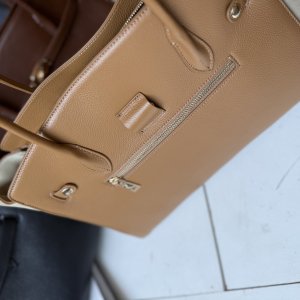 画像21: ●期間限定ご予約10倍ポイント●【期間限定受注】2WAYシルエット本革バッグ （予約/8月）