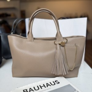 画像15: ●期間限定ご予約10倍ポイント●【期間限定受注】カードケース付本革マルチバッグ （予約/8月）