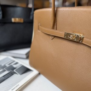 画像19: ●期間限定ご予約10倍ポイント●【期間限定受注】2WAYシルエット本革バッグ （予約/8月）