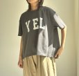 画像5: ●インしないで良い丈◎前後差ベストバランス!【3/28LIVEアイテム】YELオーバーロゴT (5)