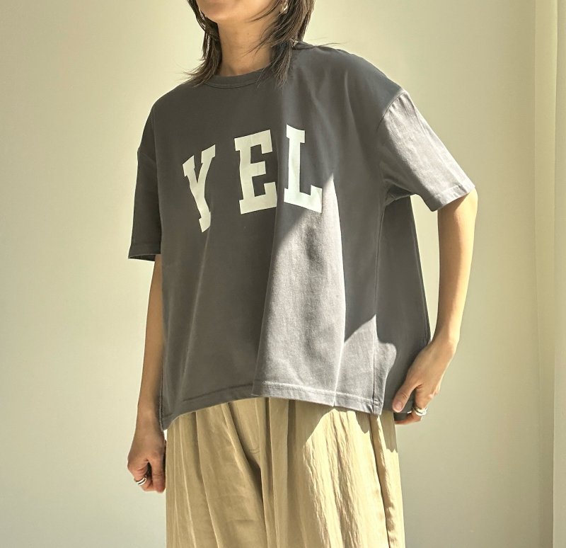 画像5: ●インしないで良い丈◎前後差ベストバランス!【3/28LIVEアイテム】YELオーバーロゴT (5)