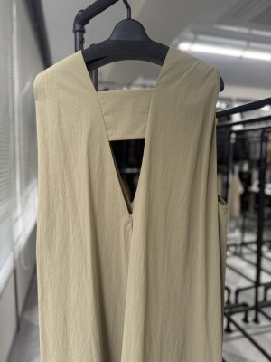 画像2: ●SALE●メーカー在庫限り●【3/31 LIVEアイテム】バックデザインフレアワンピ