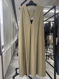 ●SALE●メーカー在庫限り●【3/31 LIVEアイテム】バックデザインフレアワンピ