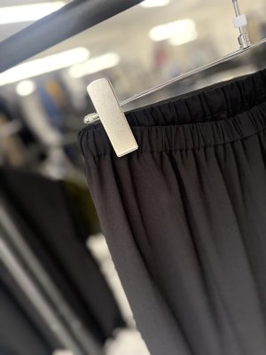 画像2: ●メーカー在庫限り●【3/31 LIVEアイテム】ストレッチジョーゼットワイドパンツ（セットアップ可能）