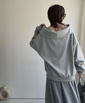 画像15: ●期間限定●生産枠に限りあり●【4/8LIVEアイテム】ナンバーロゴオフショルスエット（予約/5月）