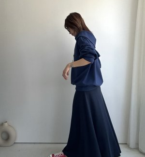 画像17: ●期間限定●生産枠に限りあり●【4/8LIVEアイテム】ナンバーロゴオフショルスエット（予約/5月）