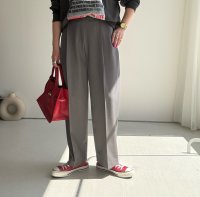 ●期間限定●ご予約10倍ポイント●【4/11LIVEアイテム】ツータックバレルパンツ（予約/8-9月）