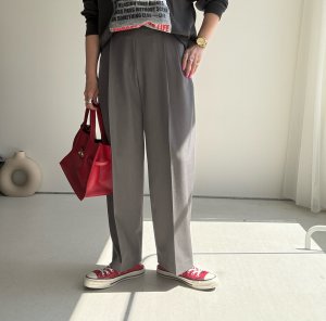 画像1: ●期間限定●ご予約10倍ポイント●【4/11LIVEアイテム】ツータックバレルパンツ（予約/8-9月）