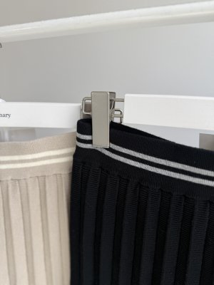 画像13: ●期間限定●ご予約10倍ポイント●【4/11LIVEアイテム】プリーツニットスカート（予約/8-9月）