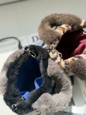 画像4: ●期間限定●ご予約10倍ポイント●【4/11LIVEアイテム】エコファーバッグ（予約/9-10月）