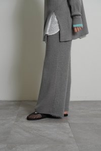 ●期間限定●ご予約10倍ポイント●【4/18LIVEアイテム】CYAN TOKYO ●シャギーコンビニットワイド（予約/9-10月）