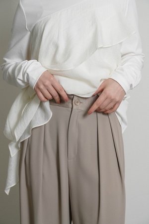 画像3: ●期間限定●ご予約10倍ポイント●【4/18LIVEアイテム】CYAN TOKYO ●アシメフリルコンビトップス（予約/8-9月）