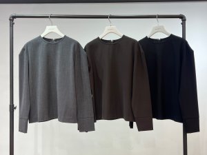 画像2: ●期間限定●ご予約10倍ポイント●【4/20LIVEアイテム】PRIORITY ●パワーショルダーブラウス（予約/8-9月）