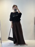 画像2: ●期間限定●ご予約10倍ポイント● ayane 【5/18 LIVEアイテム】コーデュロイワイドパンツ（予約/10-11月） (2)