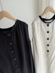 画像2: ●期間限定●ご予約5倍ポイント● 【5/29 LIVEアイテム】ボタンデザインリネンミックスワンピ（予約/7月） (2)