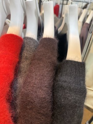 画像13: ●糸屋さんが推した！ふわっふわ素材◎期間限定●ご予約10倍ポイント●PRIORITY【6/19 LIVEアイテム】シャギーウールカーデ（予約/10月）