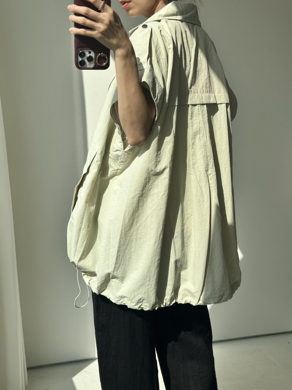 画像2: ●SALE●お袖が外れる!?2WAYタイプ【2/5 LIVEご紹介アイテム】●2WAYトレンチベスト (2)