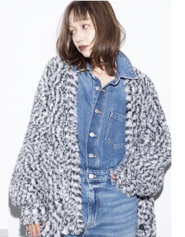 画像1:  期間限定/ご予約10倍ポイント   【7/23 LIVE●MargauxVintage】フェザーヤーンVカーディガン（予約/10-11月） (1)