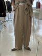 画像3:  期間限定/ご予約10倍ポイント   【7/23 LIVE●MargauxVintage】ロゴウエストタックパンツ（予約/9-10月） (3)