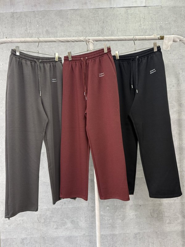画像1:  生産枠限り   メーカー確認後確保    【8/25LIVEアイテム】ミニロゴ2WAYシルエットボトム（セットアップ可能/予約/9-10月） (1)
