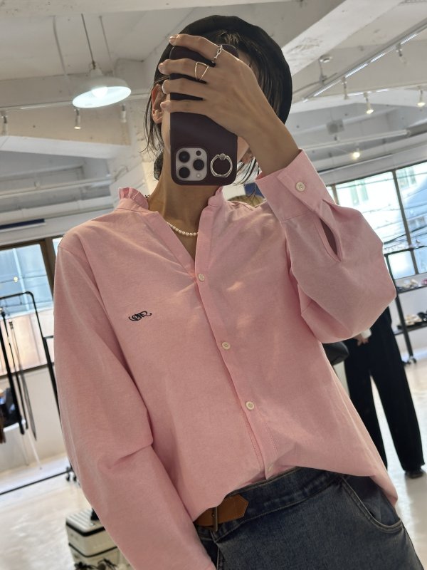 画像1:  おすすめデニムとあわせても可愛い   ご予約ポイント5倍   【10/21 LIVE / Margaux Viintage】オックスフォードフリルシャツ（予約/1-2） (1)