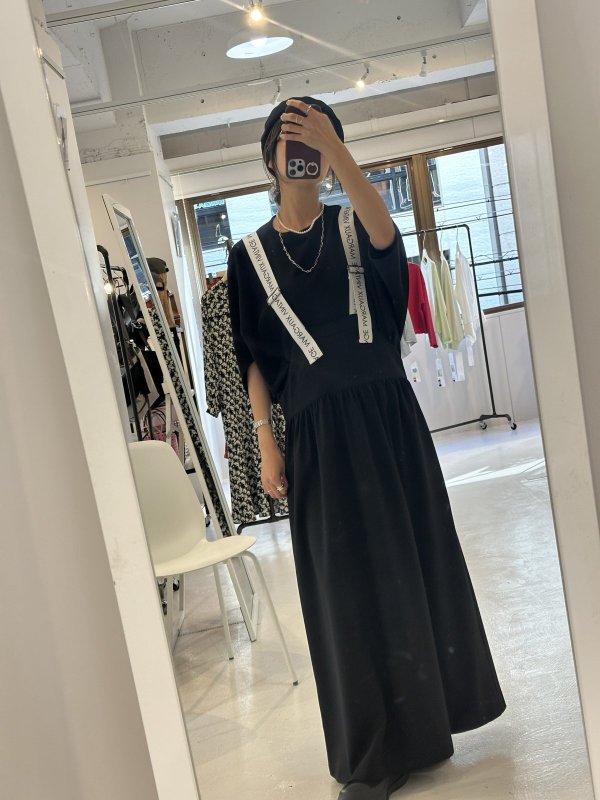 画像2:  ロゴウエストパンツと同生地シリーズ   ご予約ポイント10倍   【10/21 LIVE / Margaux Viintage】ロゴストラップスカート（予約/2-3） (2)