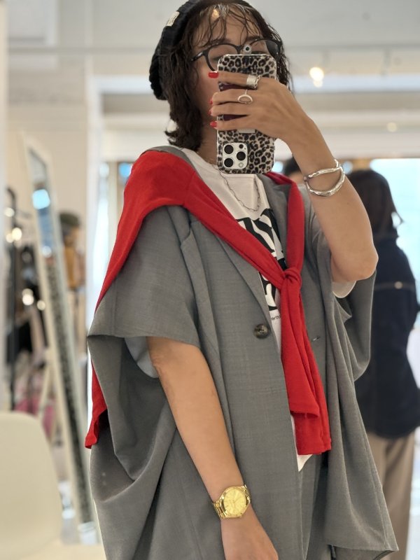 画像3:  ロゴウエストパンツと同生地シリーズ   ご予約ポイント5倍   【10/21 LIVE / Margaux Viintage】ビッグシルエットジレ（予約/1-2） (3)