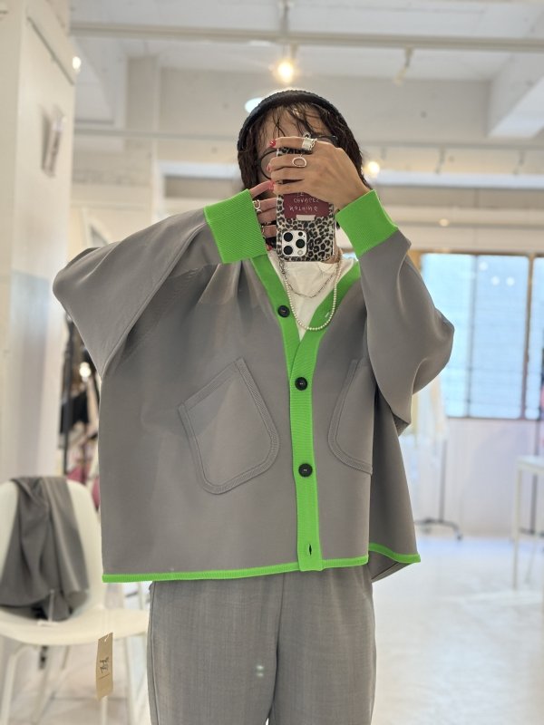 画像8:  これ素敵でした   ご予約ポイント5倍   【10/21 LIVE / Margaux Viintage】バイカラーVネックカーディガン（予約/1-2） (8)