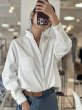 画像2:  おすすめデニムとあわせても可愛い   ご予約ポイント5倍   【10/21 LIVE / Margaux Viintage】オックスフォードフリルシャツ（予約/1-2） (2)