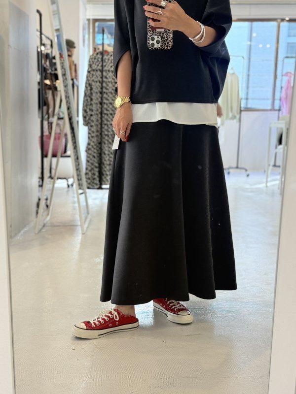 画像2:  万能トップスとセットアップ可能   ご予約ポイント10倍   【10/21 LIVE / Margaux Viintage】フレアスカート（予約/2-3） (2)