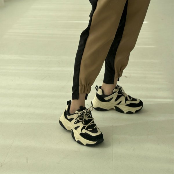 画像4: 【liveご紹介アイテム】bi-color dad sneaker (4)