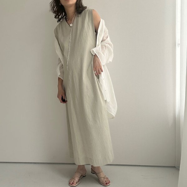 画像1: 【6/16 liveご紹介アイテム】v neck silhouette long one-piece (1)