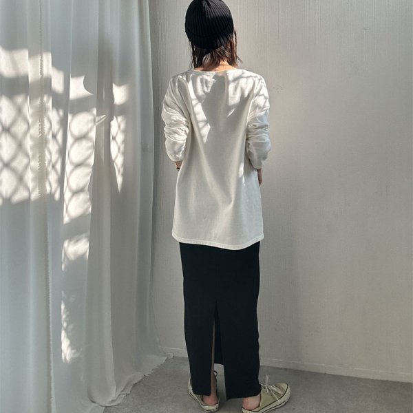 画像21: ●激推し●大人の雰囲気●襟の形と丈感が◎【liveご紹介アイテム】boatneck long T (21)