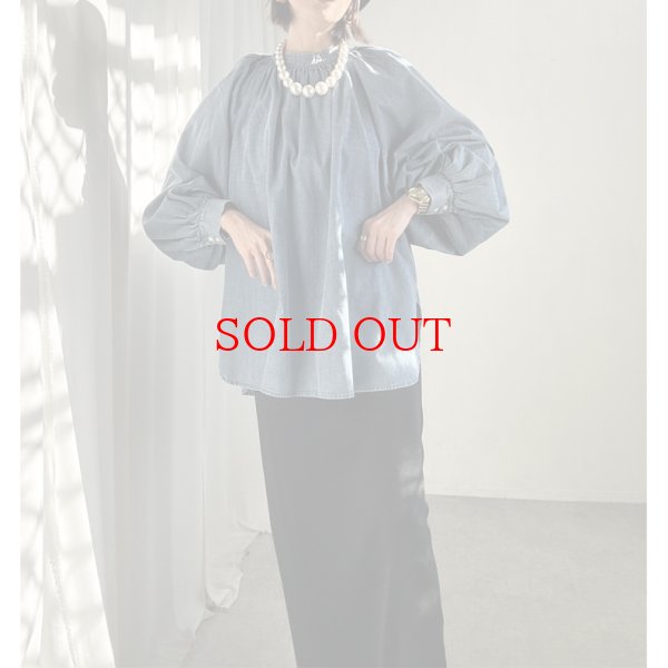 画像2: 【LIVEご紹介アイテム】●バルーンスリーブデニムブラウス (2)