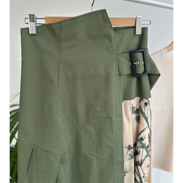 画像4: ●SALE⚫︎【LIVEご紹介アイテム】●アシメデザインドッキングスカート (4)