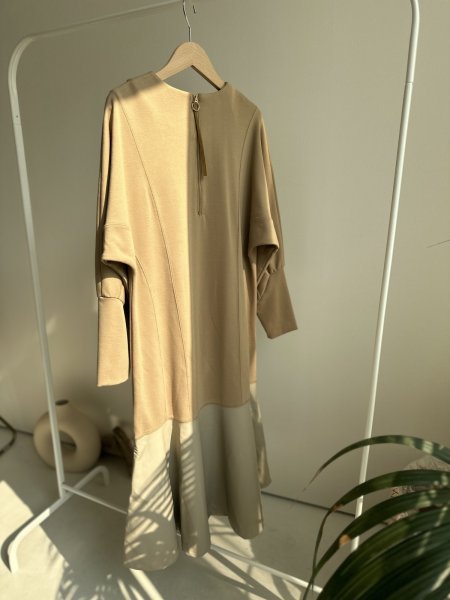 画像2: ⚫︎SALE⚫︎【LIVE ご紹介アイテム】エコレザードッキングワンピ (2)