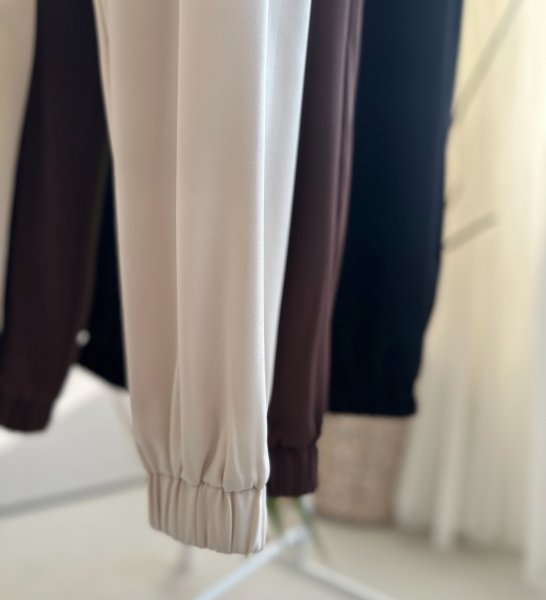 画像8: ●大人っぽとろみ素材と美シルエット●【3/24 LIVEご紹介アイテム】とろみジョガーパンツ (8)